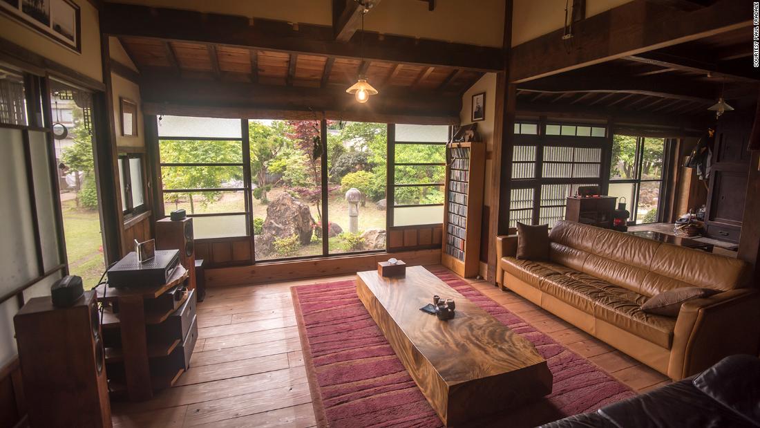 Expats are buying their dream house in a Japanese countryside