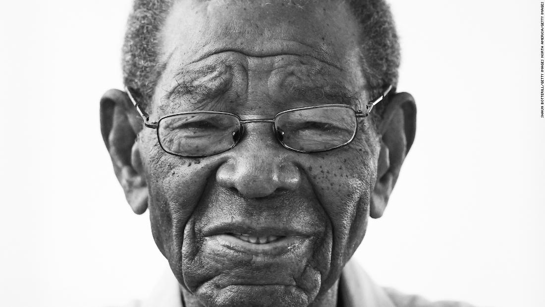 Everton Weekes: The cricket legend in the West Indies is dying at the age of 95