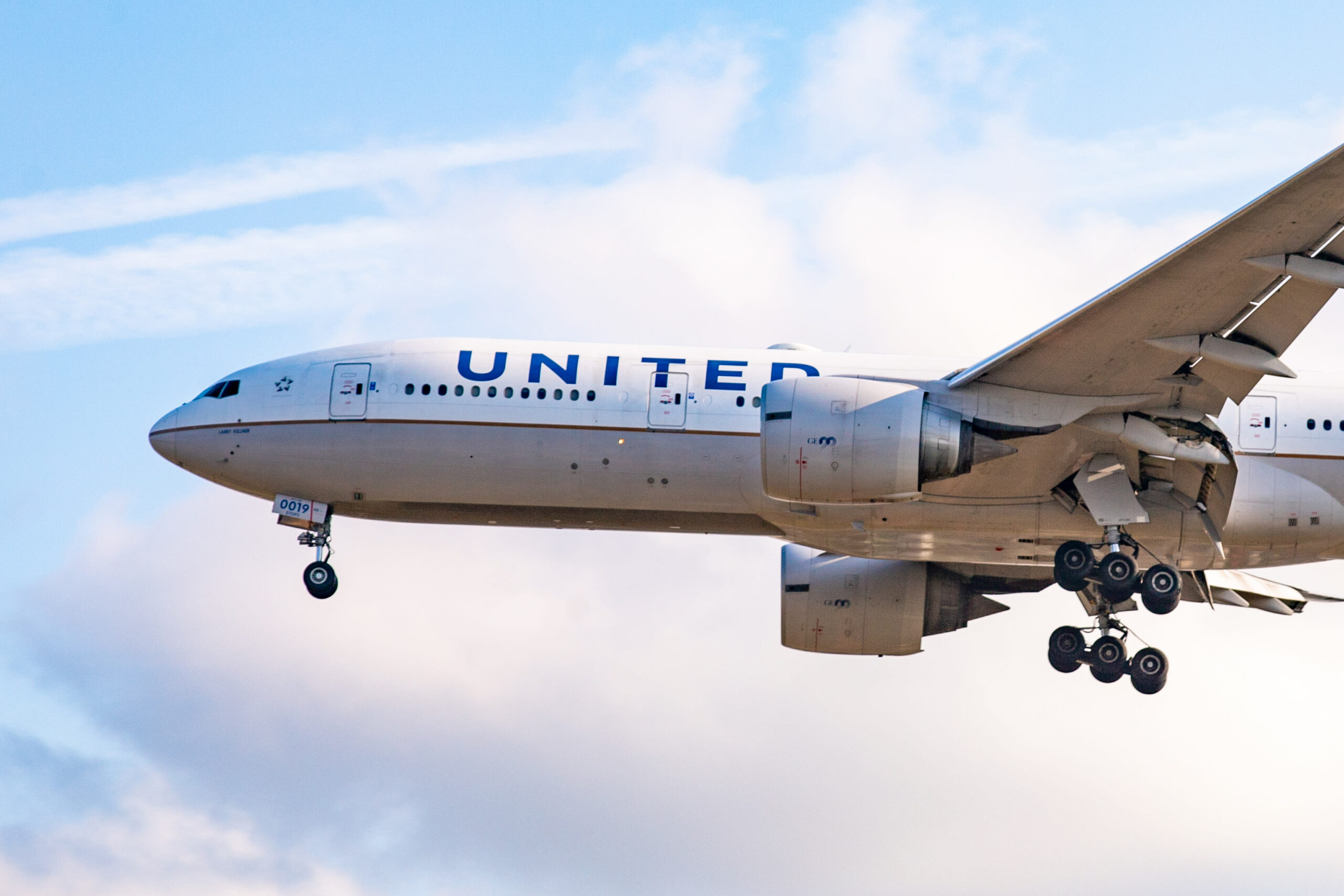United, pilots union reach agreements for early retirements and voluntary furloughs