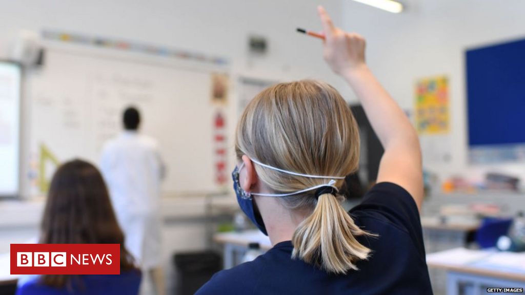 Coronavirus: Deal with coverings U-switch for England’s secondary schools