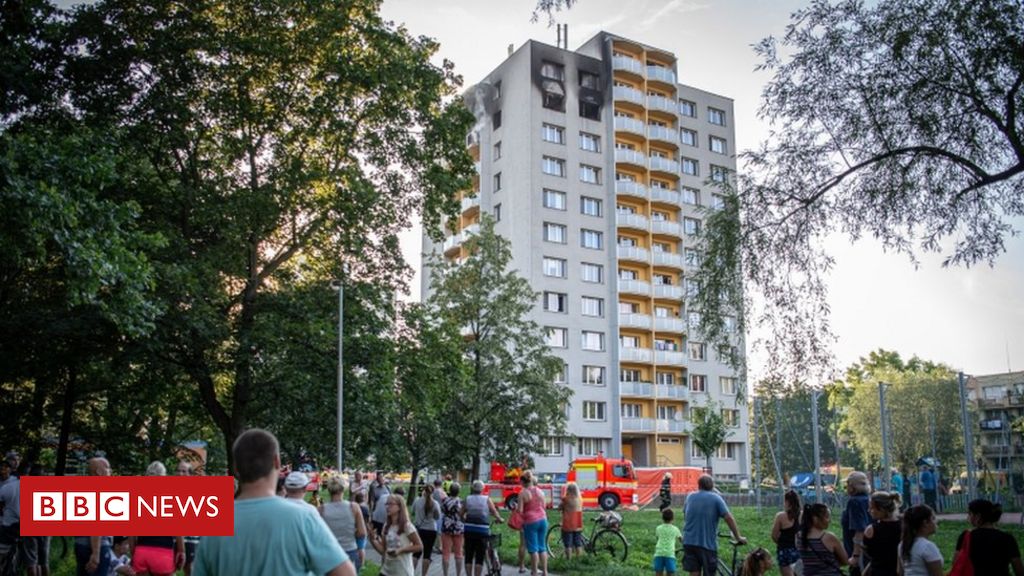 Eleven die in hearth in Czech Republic tower block