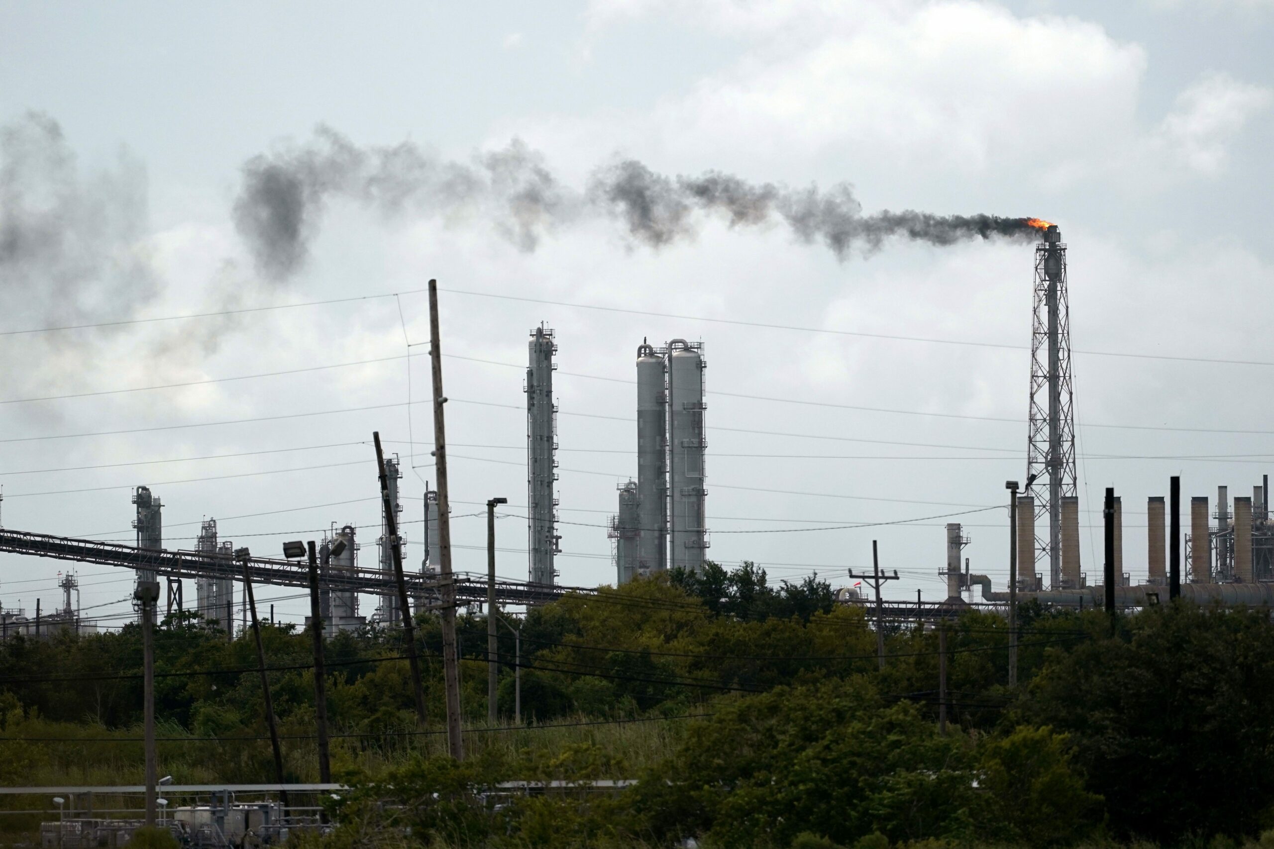 Oil and gasoline business assesses destruction at refineries, vegetation