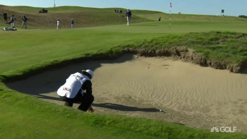 U.S. Amateur: Segundo Oliva Pinto loses after caddie touches sand (video)