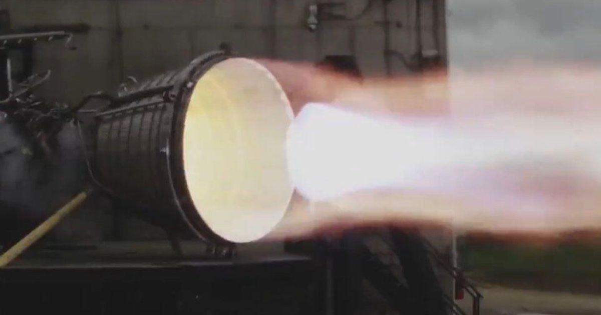Watch SpaceX launch an angry new Raptor Vacuum from the Starship