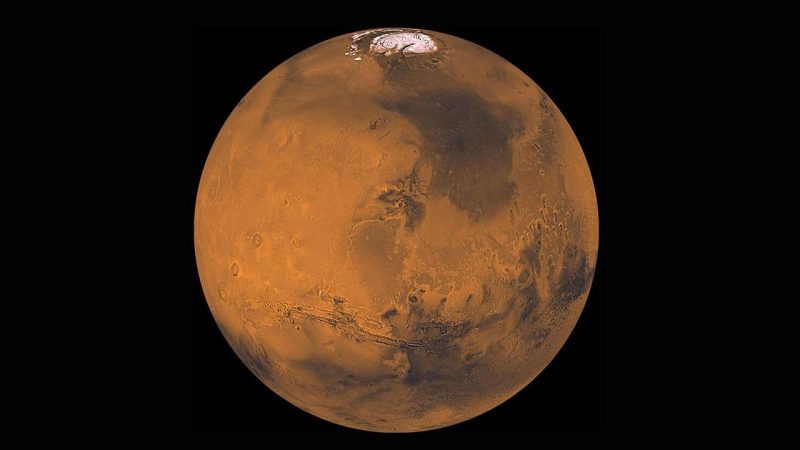 How to see Mars rule the night sky in October

