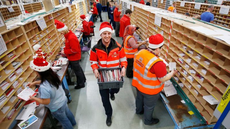 Royal Mail is looking for temporary workers over Christmas - these are the jobs available in the Northwest

