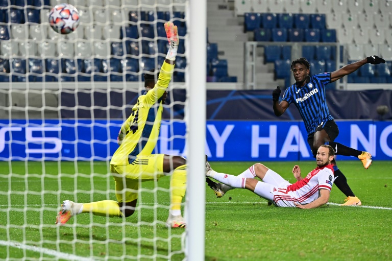 Zapata double saves Atalanta against Ajax in Bergamo