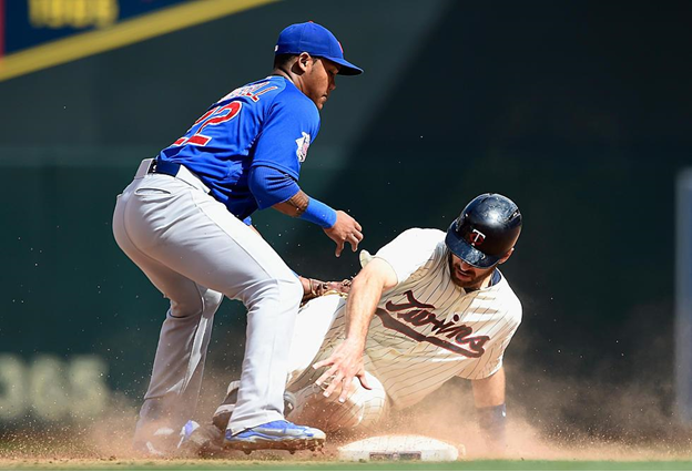 TWINS CLINCHED IT SECOND PLAYOFF WIN AGAINST CUBS
