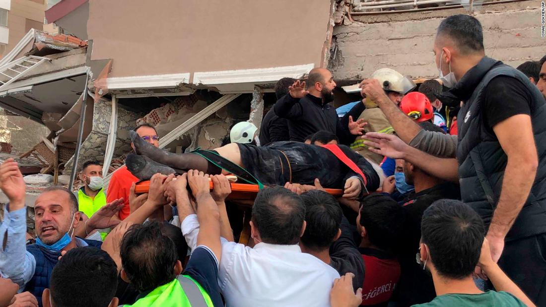 Turkey and Greece earthquake: Rescuers have pulled more than 100 survivors from the ruins of Izmir
