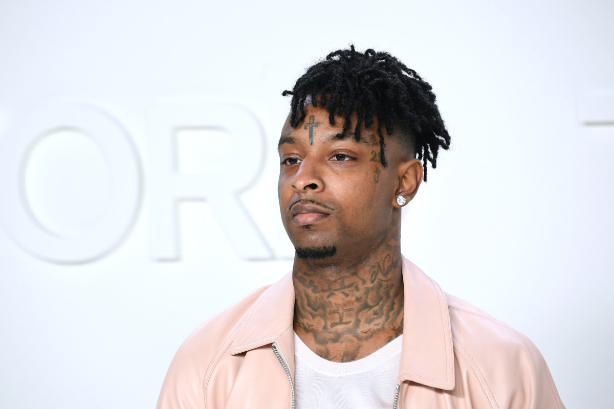 21 Savage mourns the brother of the rapper who was stabbed to death in London

