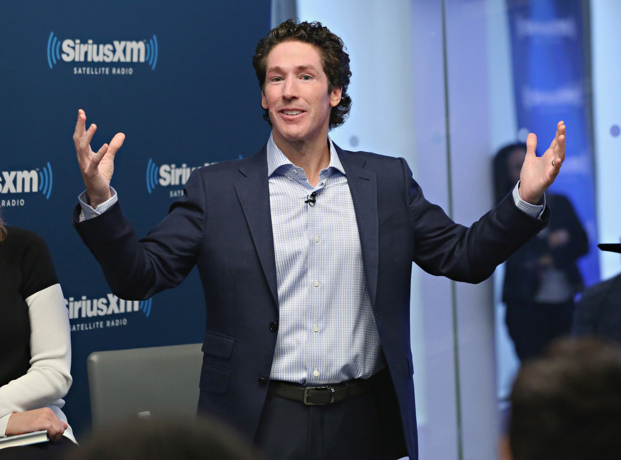 Joel Osteen slammed after the Houston gigantic church received a $ 4.4 million loan from PPP


