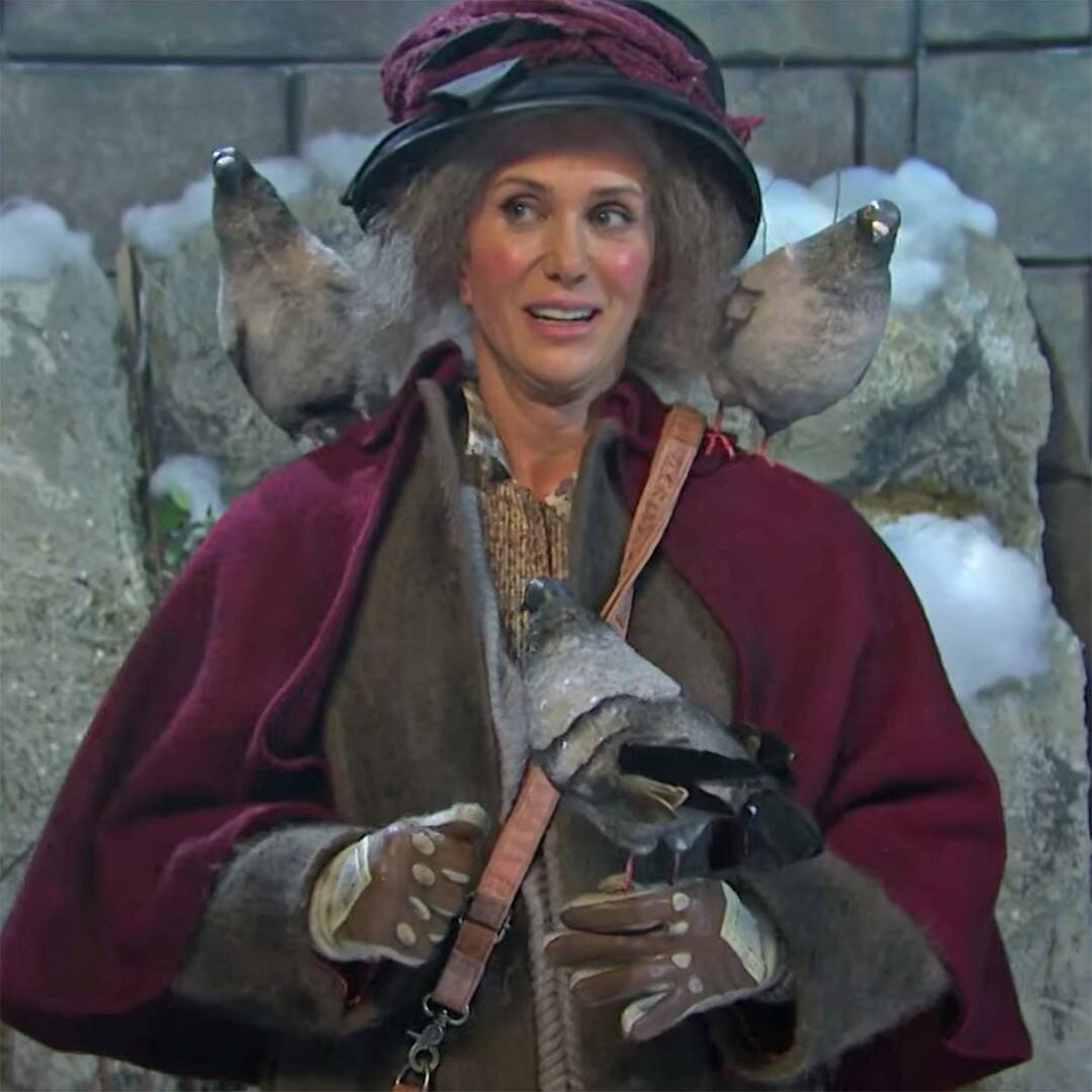 Kristen Wiig plays Home Alone 2’s Pigeon Lady on SNL