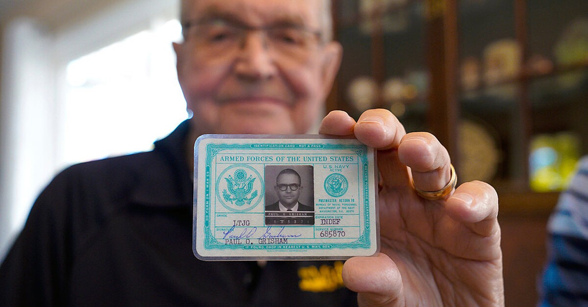 53 years later: The lost wallet is back from Antarctica