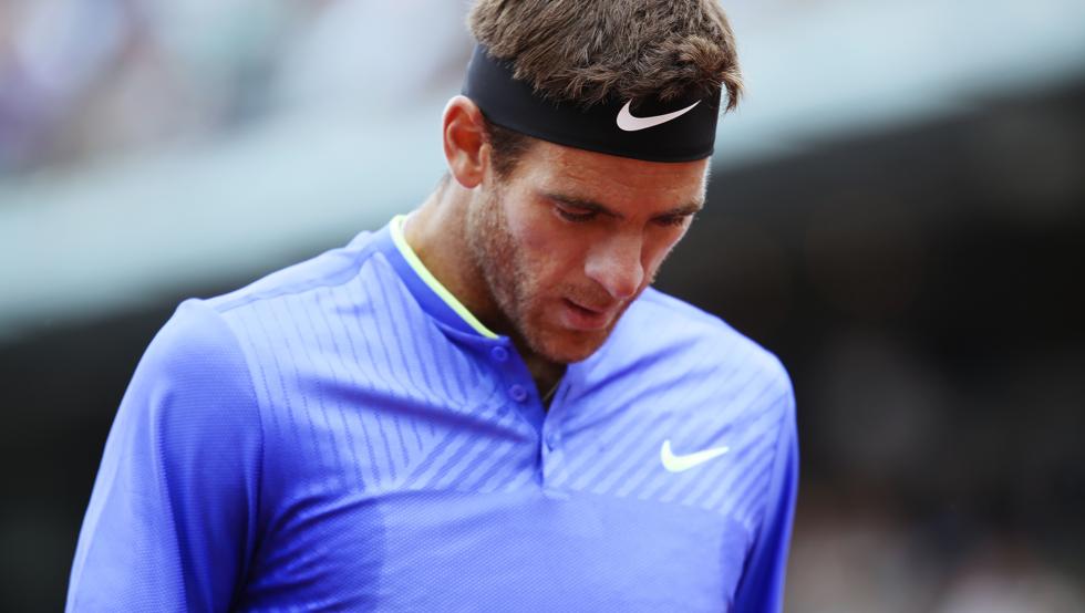 Del Potro travels to Switzerland to consult a Federer doctor