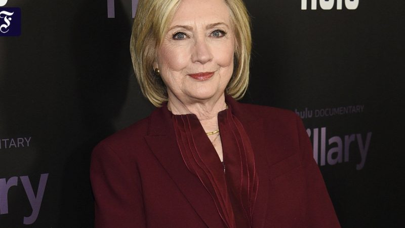 Hillary Clinton writes a political thriller about a Secretary of State

