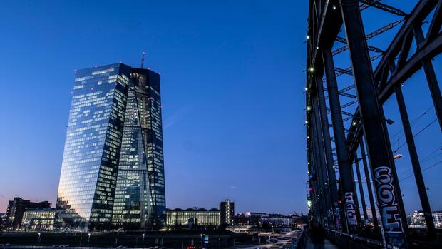 The Finnish bank ignores the ECB recommendation on dividend payments