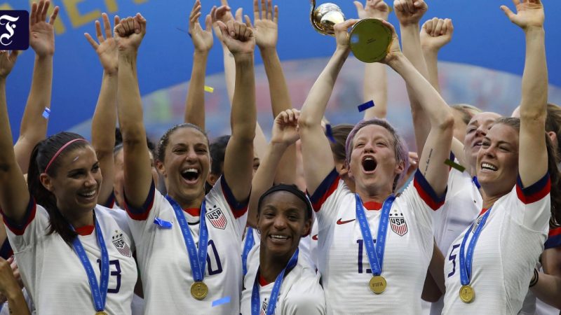Women soccer fail before they file a salary lawsuit in court

