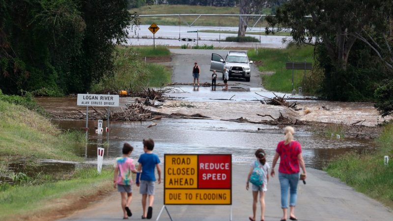 Australia continues to evacuate due to floods, a person dies - Noticieros Televisa

