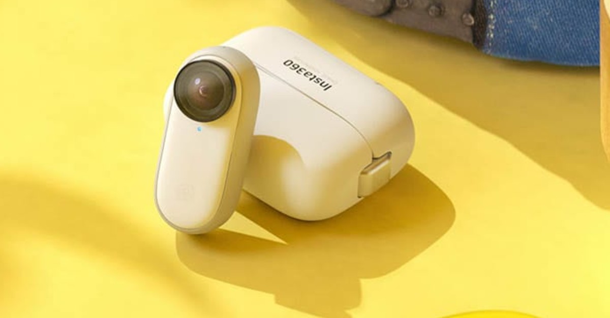 Abandoned game!  Baby Go 2 cameras are out and can be fitted inside the clothes. Tech  Digital Camera |  Mirrorless Cameras |  Camera News |  Malayalam Technology News