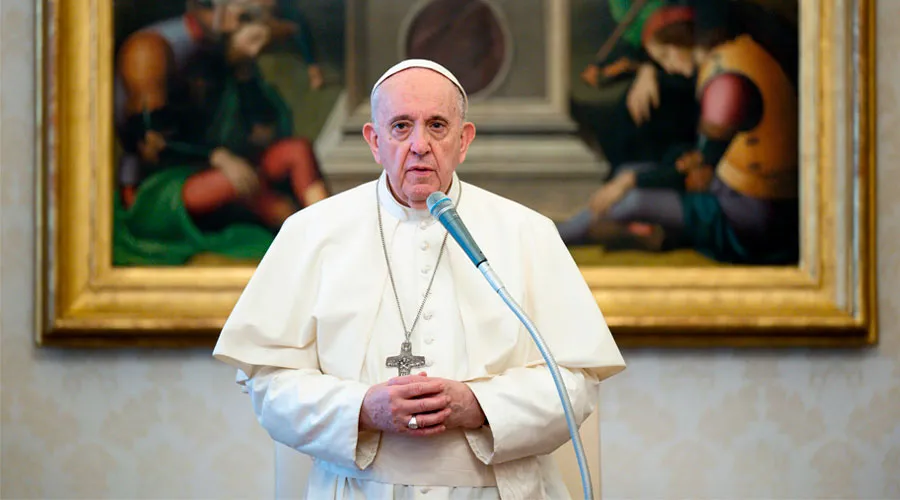 Pope Francis offers advice when the desire to pray is lost
