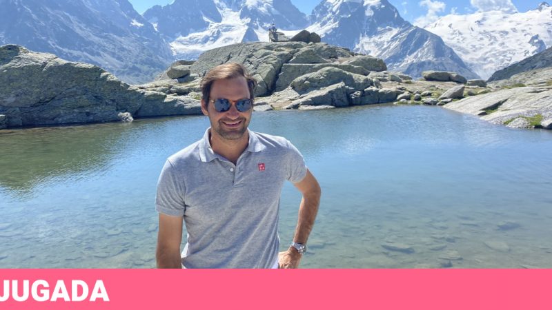 Roger Federer gives his photo to promote tourism in Switzerland

