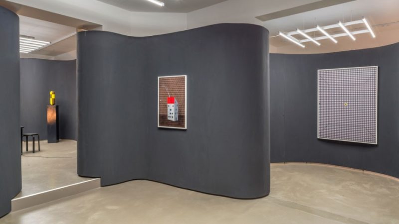 The room served as a point.  Thomas Zeb at the Guido W. Baudach Gallery