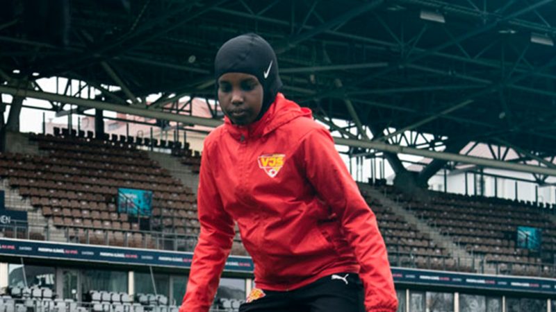 The Finnish League and Nike donate headscarves to its players to promote equality

