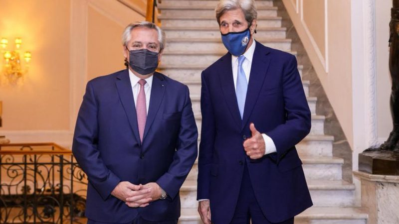 Alberto Fernandez met John Kerry and Venezuela brought up the topic: "He asked me for my opinion and I gave it to him."


