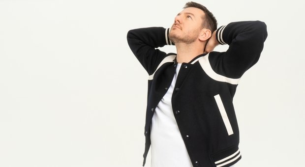  Alessandro Cattelan is looking for happiness.  On Netflix, the docu series is a simple question

