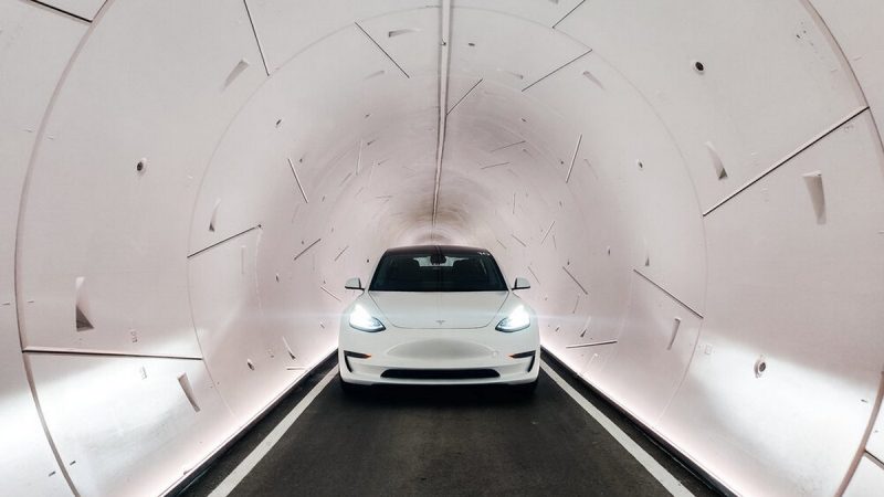 Elon Musk launched tunnels near Las Vegas, where Tesla had already accelerated to 185 km / h

