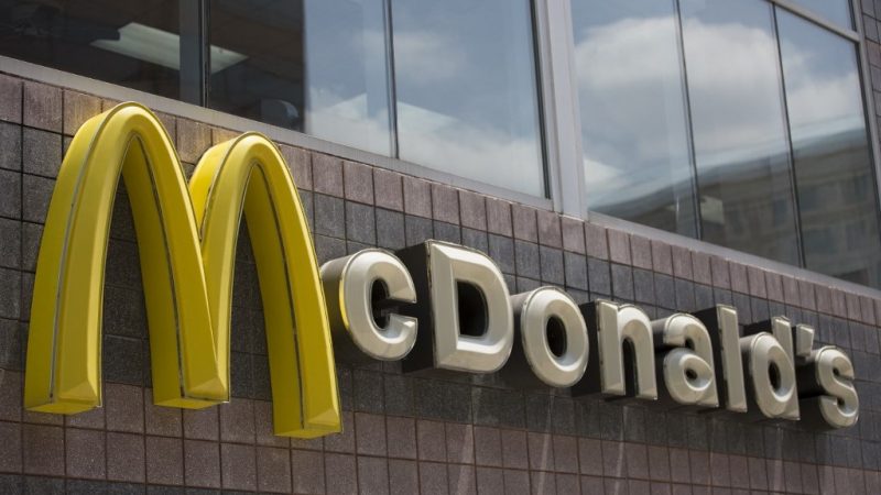  United kingdom.  Activists block McDonald's distribution centers

