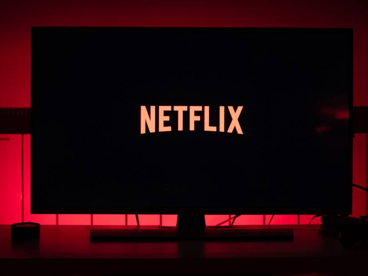 Want to share your Netflix password?  Here’s what you risk