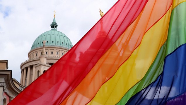 LGBTIQ funding in Brandenburg: Better support for transgender people – Potsdam