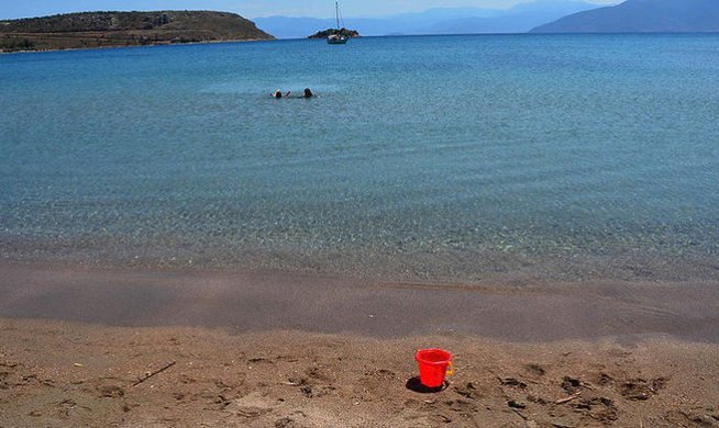 2.7 tons of waste collected in the municipality of Vari Voula Vouliagmeni with the latest technology |  units and society