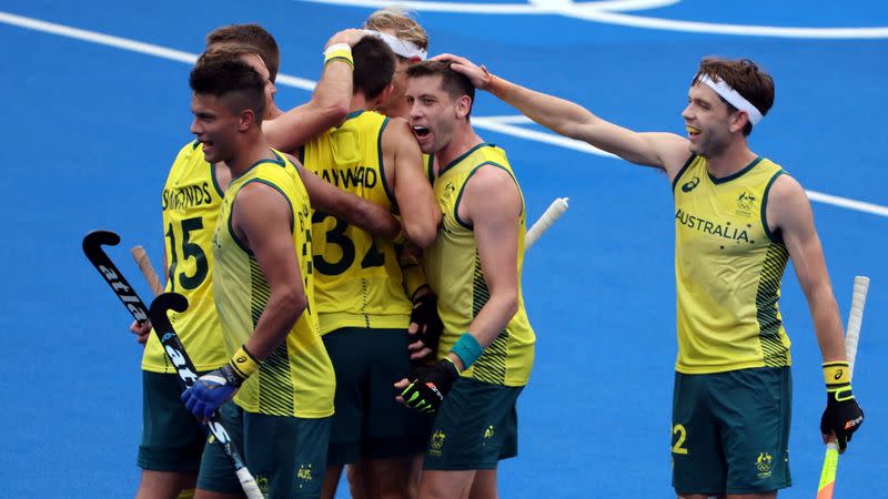 Australia and Germany won their matches in the men's hockey championship

