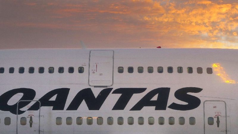 Australian airline Qantas considers free flights for people who are vaccinated

