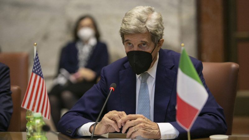   Kerry returns to Italy for the G20 summit in Naples, but not only.  All fronts are open

