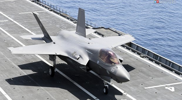 The first F35B of the Italian Navy was delivered to the aircraft carrier Cavour

