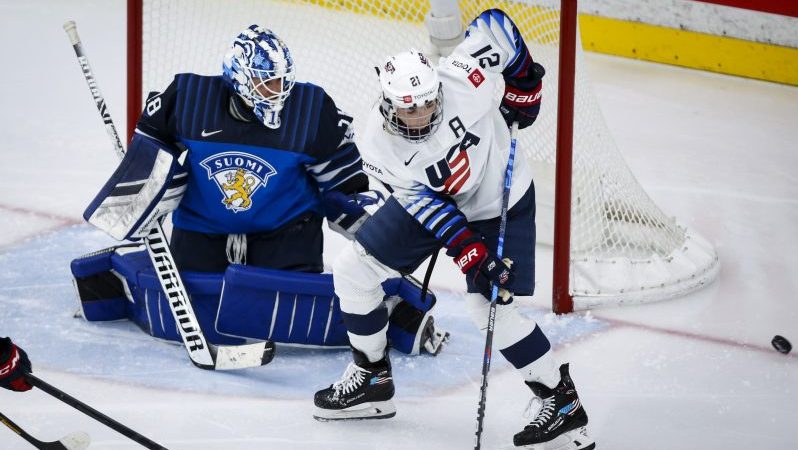 Knight scored a record number of goals and the USA beat Finland 3-0

