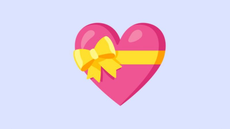   WhatsApp |  Does the heart emoji with a bow mean |  heart with ribbon |  Meaning |  Applications |  Smartphone |  emojipedia |  nda |  nnni |  SPORTS-PLAY

