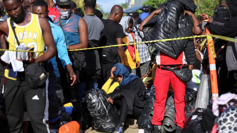 Thousands of Haitians continue to cross Panama on their way to the United States - Noticieros Televisa

