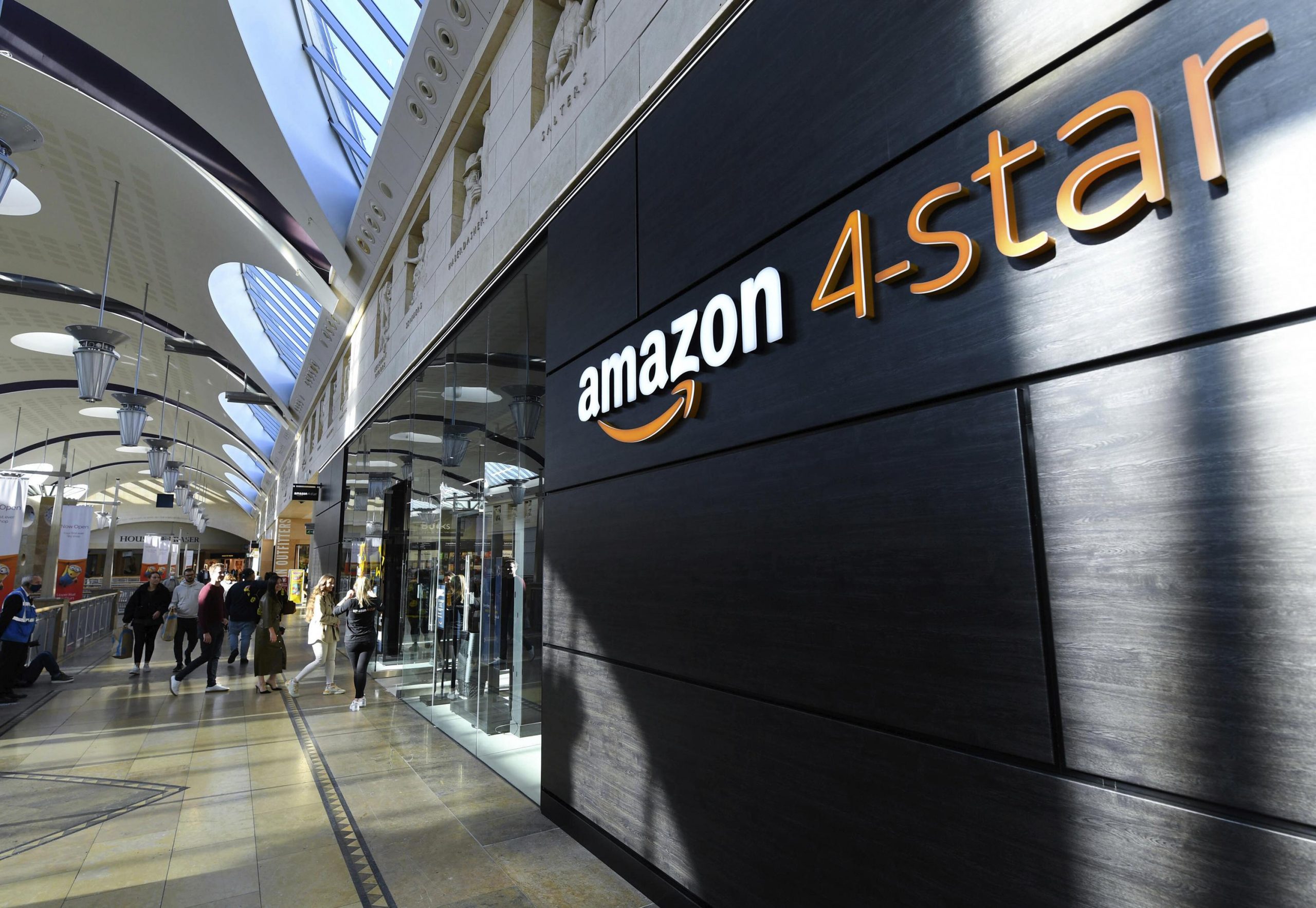 Amazon has opened a “4 star” physical store in the UK
