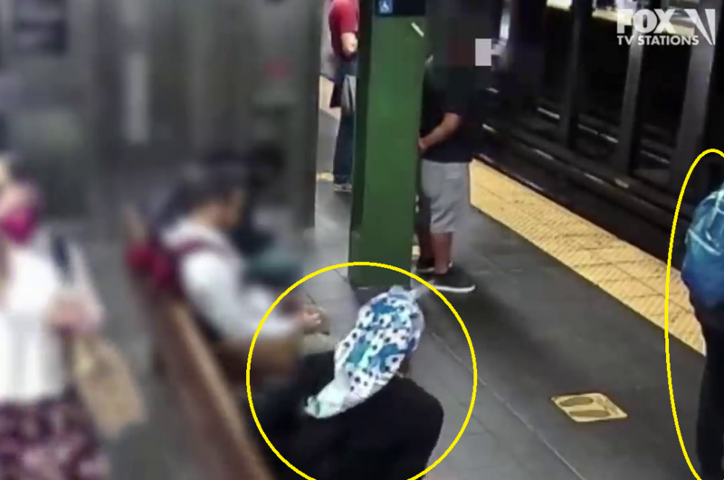Terrifying video.. Watch what a woman did to another in front of the train