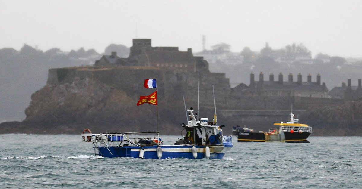 Tensions persist over France-UK fisheries row: Paris will keep pressure on Boris Johson