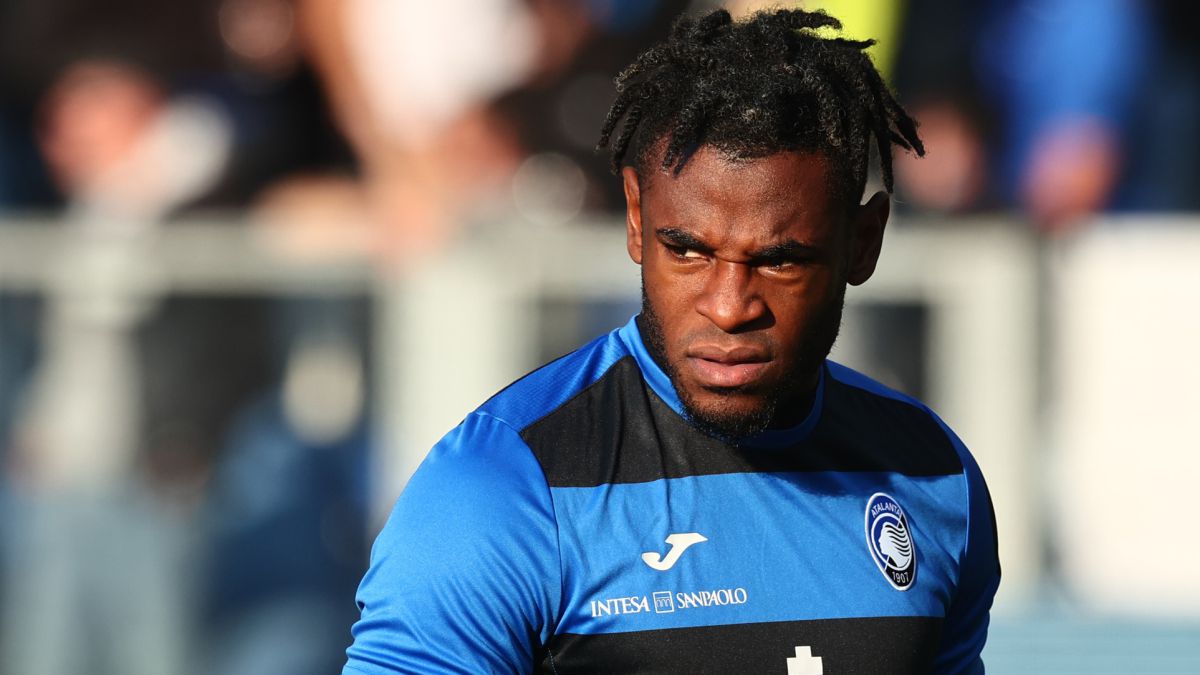 Duvan Zapata is traveling to Finland to decide if he should run
