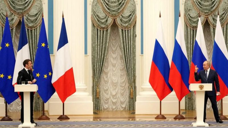 Emmanuel Macron told Vladimir Putin that "honest dialogue is not compatible with military escalation" in Ukraine.

