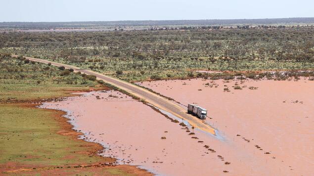 Supplies cut off, places cut off: Australian dream highway Stewart partially flooded - panorama - community

