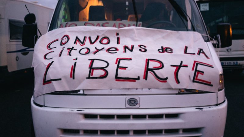 The "Freedom" convoy "no passage" at the gates of Paris


