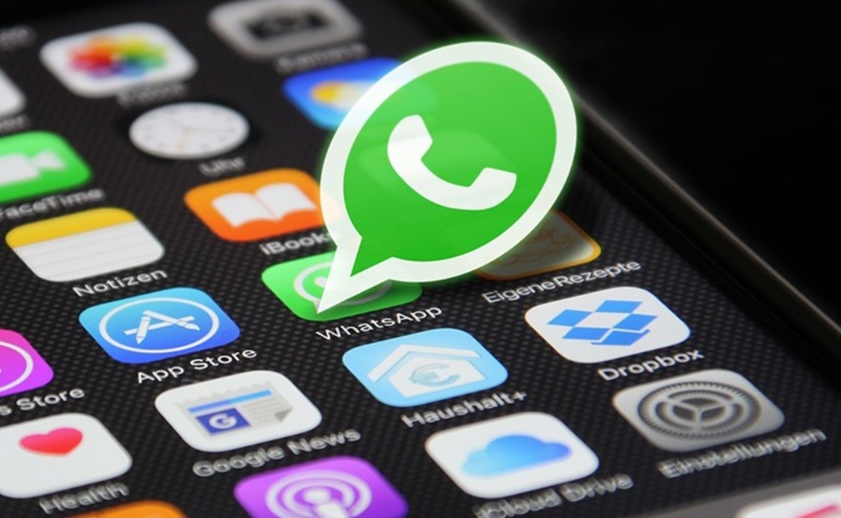 WhatsApp, How to change the color of each chat