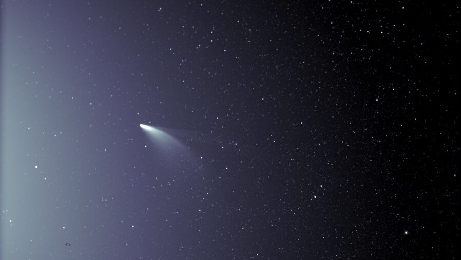 NEOWISE comet noticed streaking more than Stonehenge in amazing image